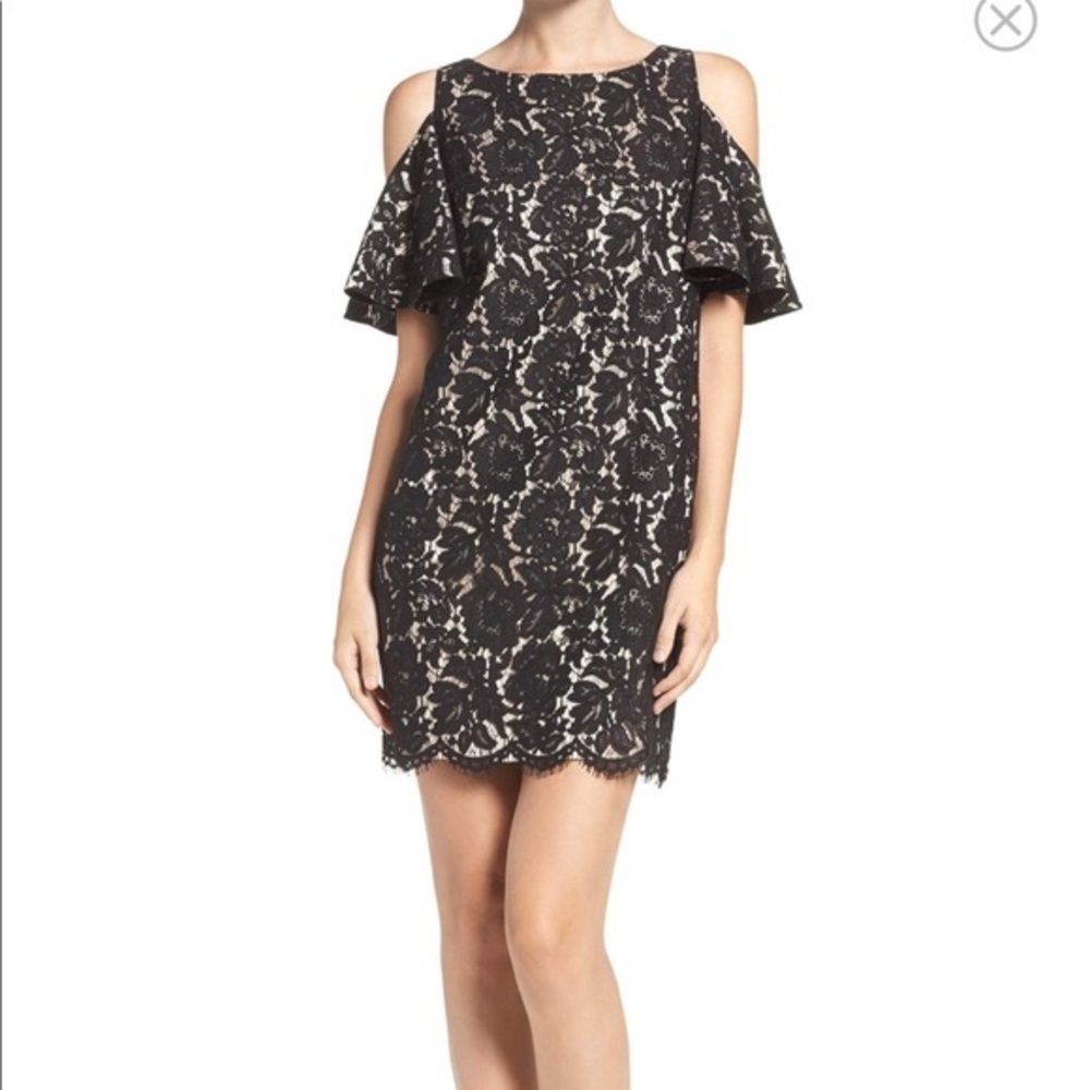 Chelsea28 lace cold shoulder‎ swing dress size 2